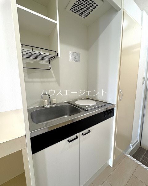 キッチン　IH1口コンロのキッチン。