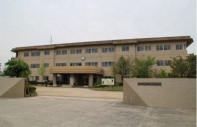 小学校　総社市立総社中央小学校（小学校）まで935m