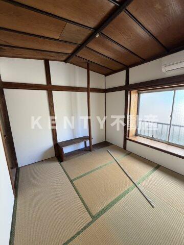 居室・リビング　い草の香りが落ち着く素敵な和室です