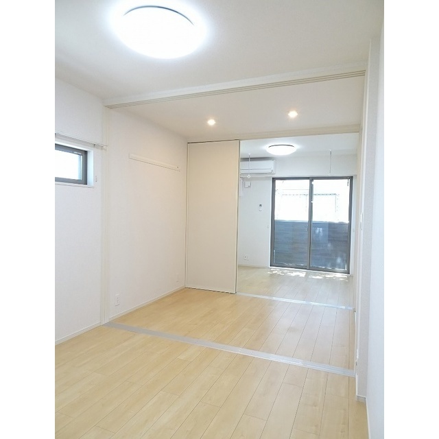 建物外観　洋室