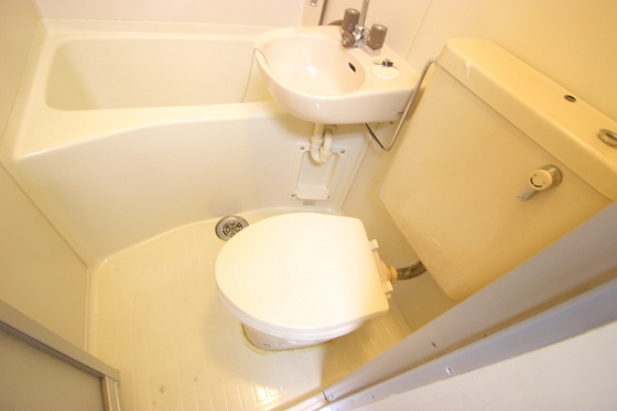 トイレ　※別部屋の写真です