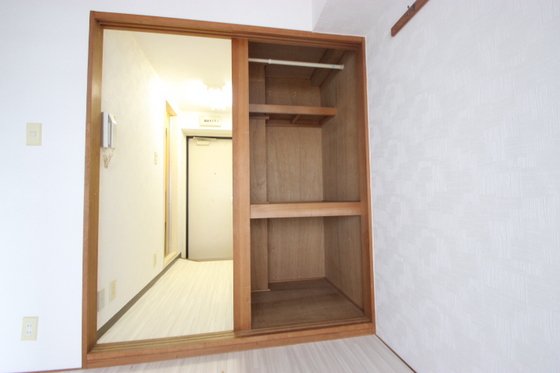 収納　※別部屋の写真です