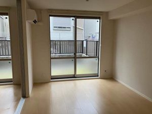 ＪＲ阪和線 上野芝駅 徒歩15分 2階建 築17年の居間写真