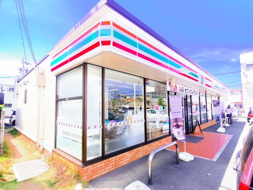 コンビニ　セブンイレブン 焼津郵便局前店（コンビニ）まで287m