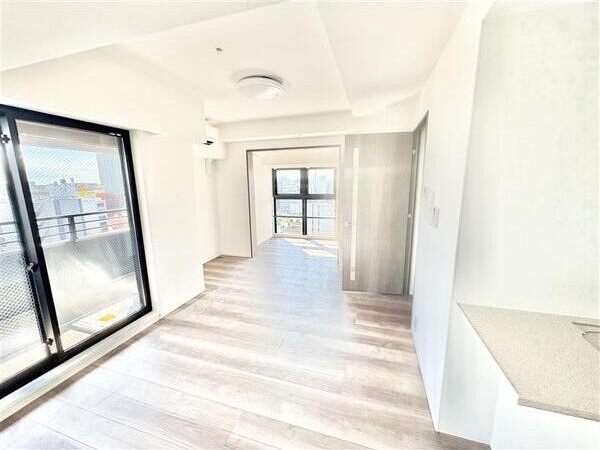 S-RESIDENCE千種belvia TOWERの居間写真