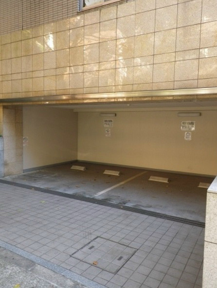 駐車場　☆当店では仲介手数料が半額以下☆