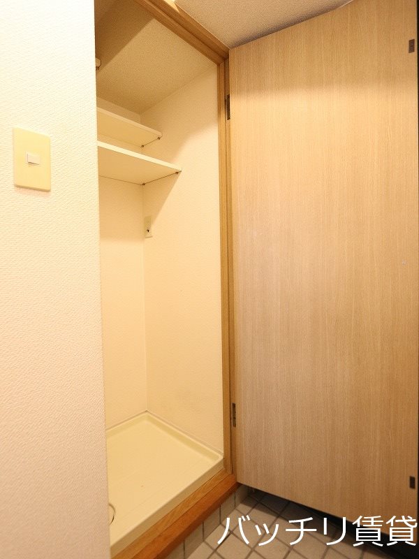 玄関　別号室イメージの為、現状を優先致します