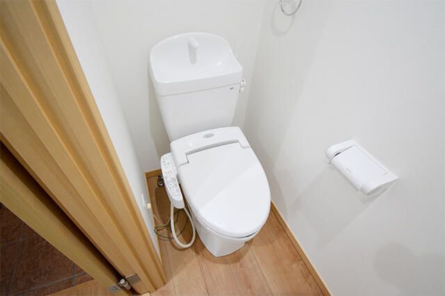トイレ　アシスト東十条マンション　北区中十条2