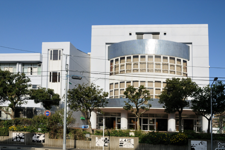 中学校　江戸川区立南葛西第二中学校（中学校）まで316m
