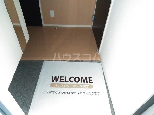 CRESCENTの玄関写真