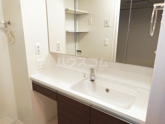 CRESCENTの内装写真