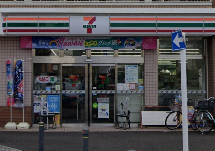 コンビニ　セブンイレブン 狛江駅前店（コンビニ）まで265m