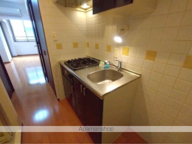 ステージファースト三軒茶屋アジールコートIIのキッチン写真