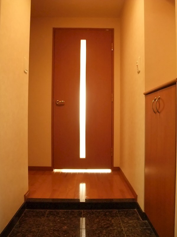 ルーブル学芸大学五番館の玄関写真