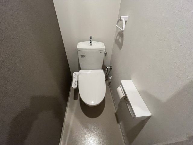 エイチツー西明石の玄関写真