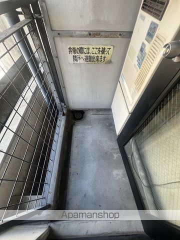 阪急宝塚線 中津駅 徒歩7分 7階建 築42年の内装写真