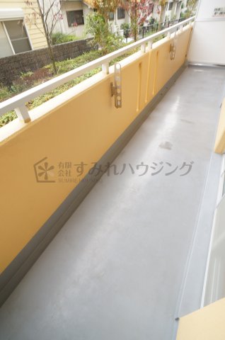 バルコニー　参考、同建物・同間取りの号室