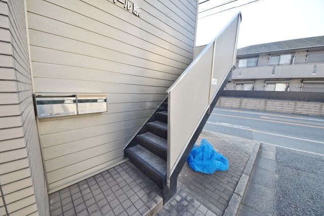 エントランス　★お問い合わせはタウンハウジングまで★