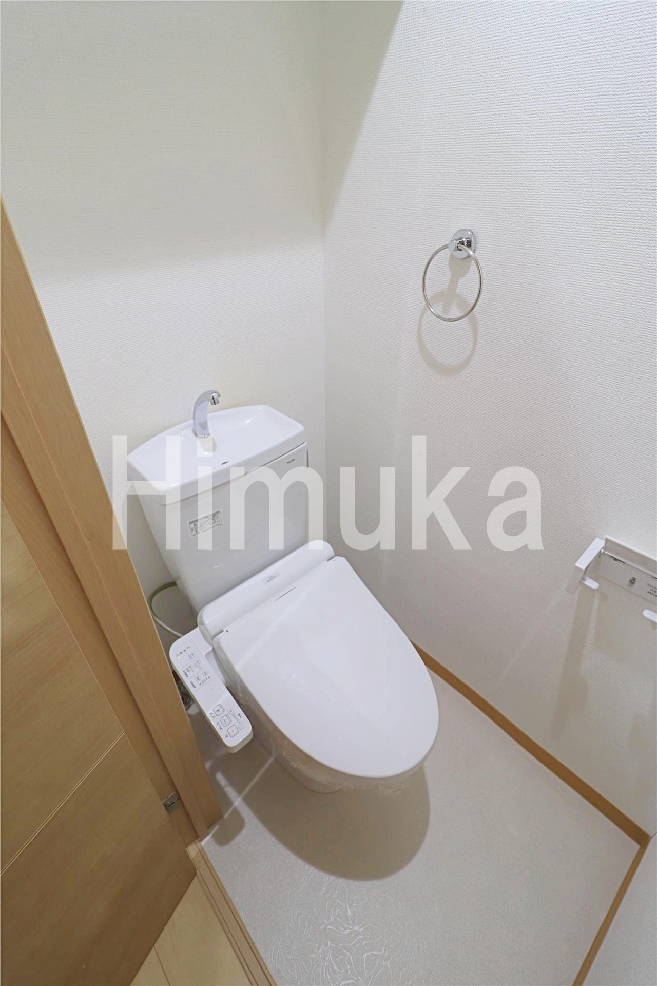 ＪＲ宇野線 大元駅 徒歩10分 4階建 築8年のトイレ写真