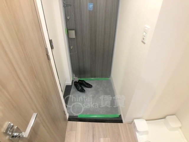 プレサンス東三国駅前グランクラスの玄関写真