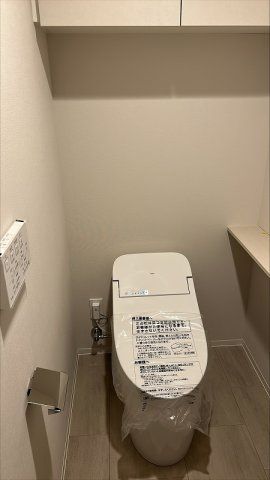 トイレ　※別号室の参考写真です。