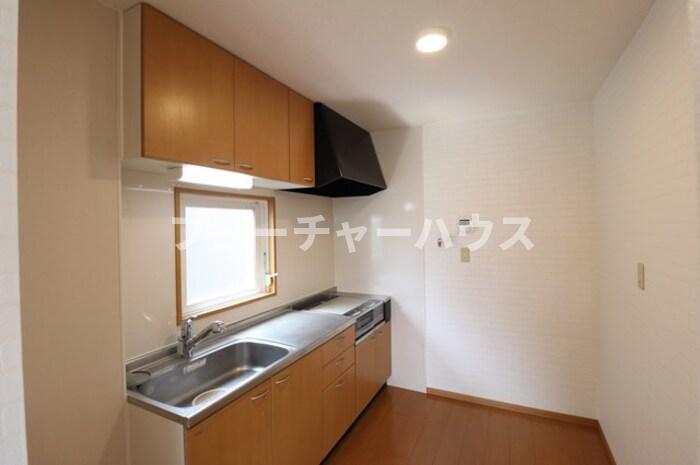 ROYAL GARDEN CASAHARA Oのキッチン写真