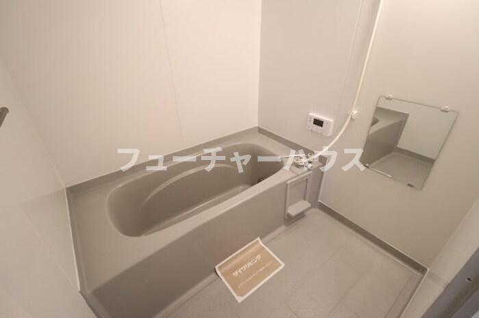 ROYAL GARDEN CASAHARA Oの風呂写真