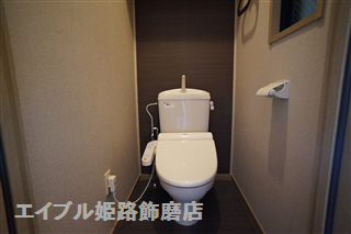 トイレ　写真は反転のお部屋です