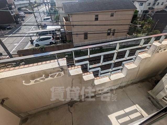 京阪京津線 四宮駅 徒歩7分 3階建 築37年の内装写真