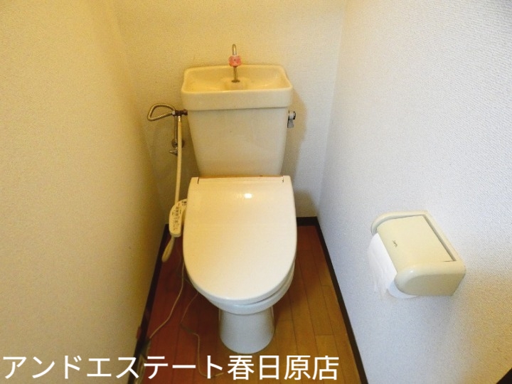 トイレ　別号室の写真です