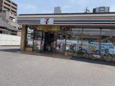 コンビニ　セブンイレブン名古屋亀島2丁目店（コンビニ）まで70m