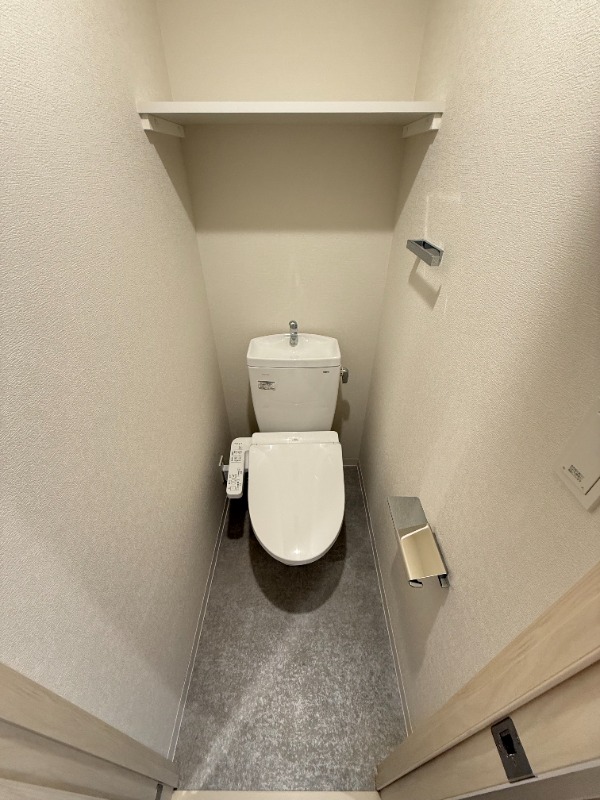 ＪＲ大阪環状線 玉造駅 徒歩7分 12階建 築1年のトイレ写真