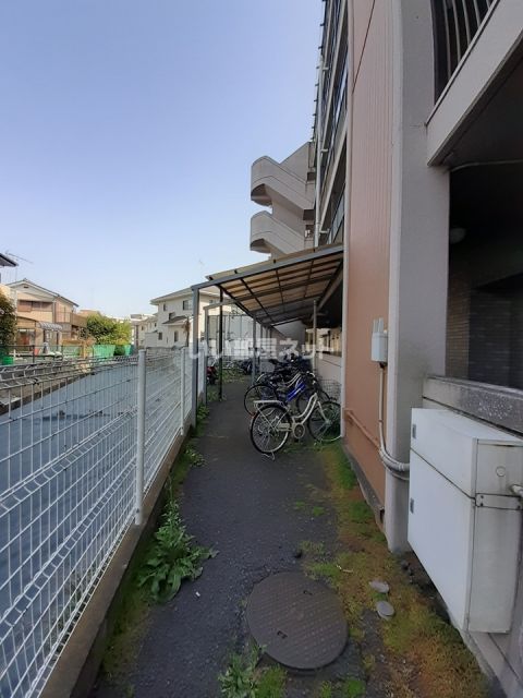 ＪＲ高崎線 吹上駅 徒歩16分 5階建 築37年の外観写真