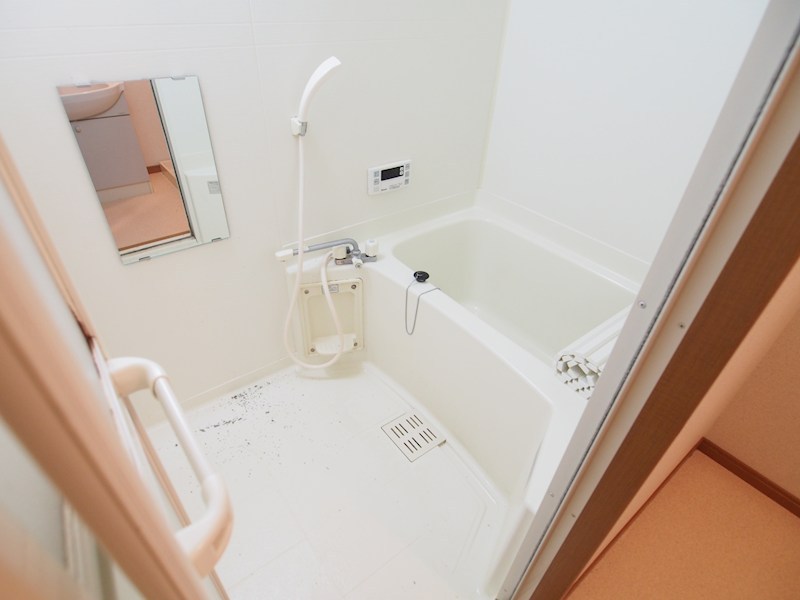 バス・シャワールーム　※別部屋写真