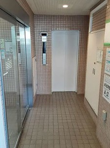 ＪＲ京浜東北線 横浜駅 徒歩15分 9階建 築39年の外観写真