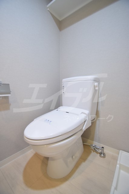 サンレムート江坂・1stのトイレ写真