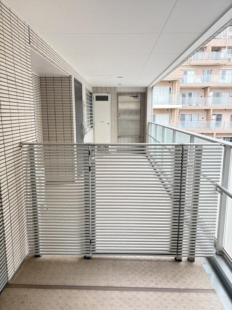 ロビー　ポーチ