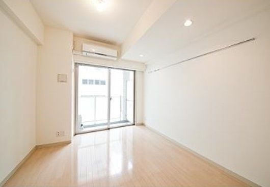 タキミハウス渋谷の居間写真