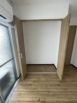 B,z Stage 8の内装写真