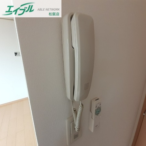 セキュリティ　同型参考写真