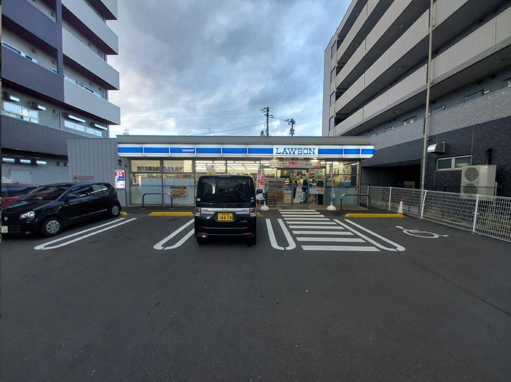 コンビニ　ローソン仙台苦竹一丁目店（コンビニ）まで630m