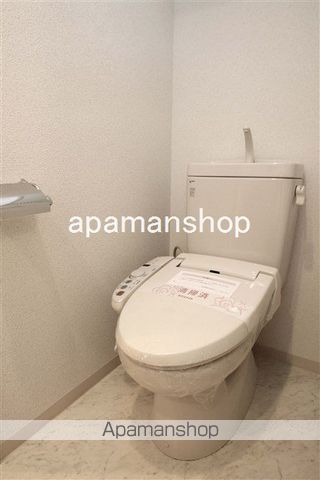 地下鉄御堂筋線 大国町駅 徒歩3分 9階建 築21年のトイレ写真