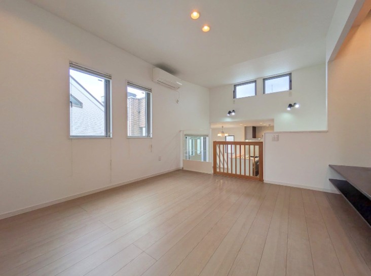 住吉戸建ての内装写真