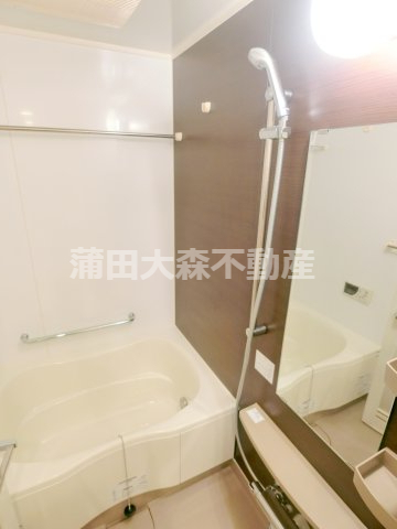 バス・シャワールーム　追焚+浴室乾燥機付きのバスルーム　お風呂