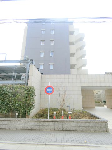 建物外観　2000年月築　RC鉄筋コンクリート造地上8階建て1K 1L