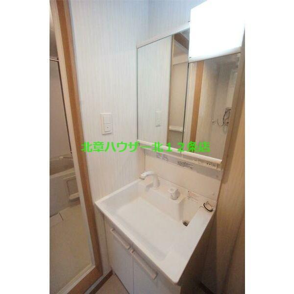 S RESIDENCE桑園EASTの内装写真