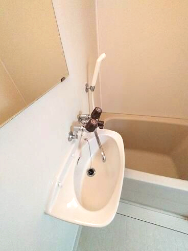 洗面設備　※別部屋参考写真