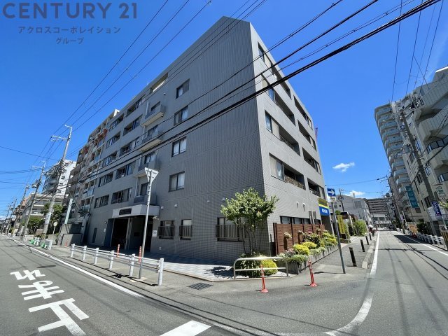 建物外観　オートロック・防犯カメラ付きで安心です！