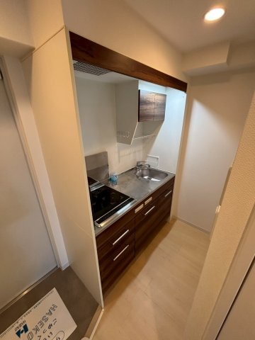 キッチン　同物件別部屋写真