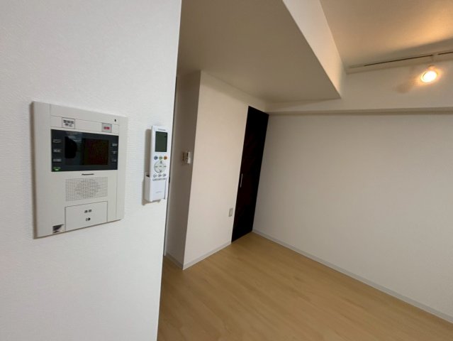 セキュリティ　同物件別部屋写真